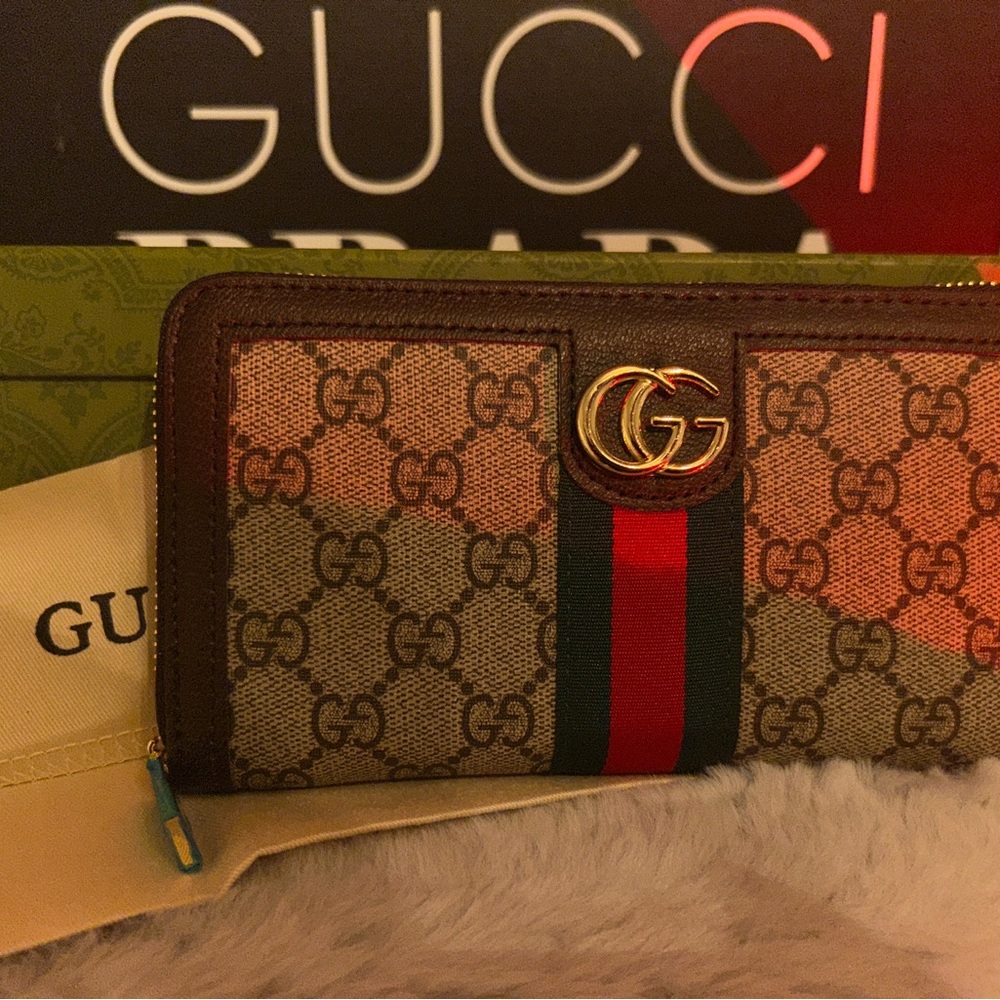 Gucci Clutch